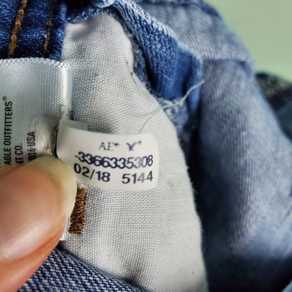 American Eagle Outfitters Distressed Raw Hem Denim Shortalls Size Small - Picture 10 of 10